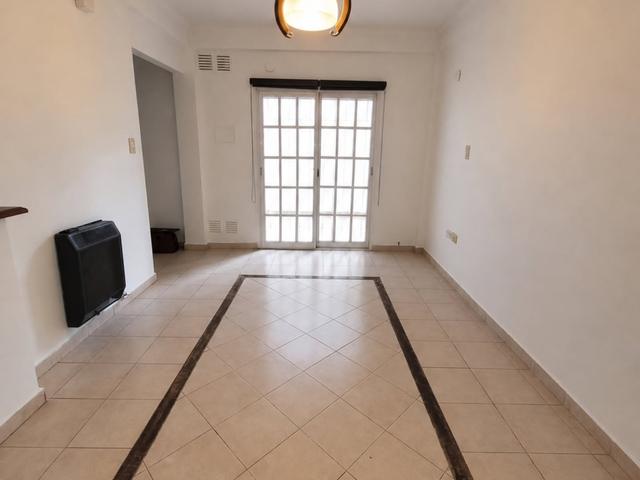 Departamento en Balcarce 2400